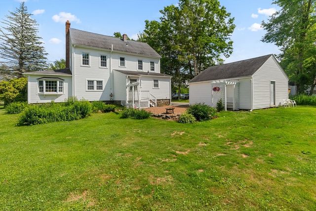 306 Pleasant St, Leicester, MA 01524