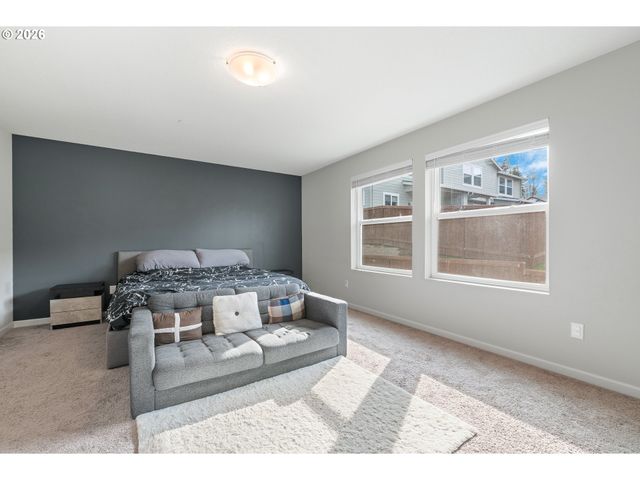 2401 S BROOKSIDE Pl, Ridgefield, WA 98642