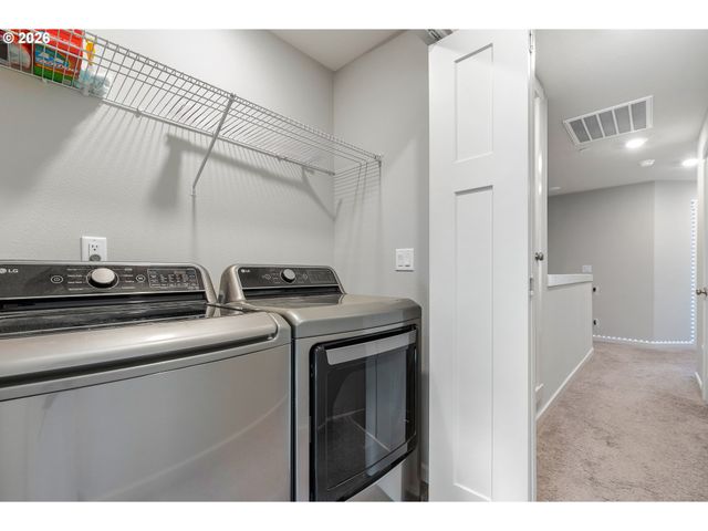 2401 S BROOKSIDE Pl, Ridgefield, WA 98642