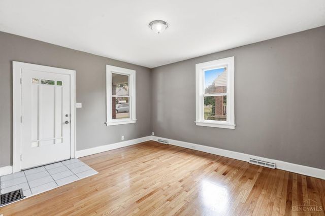 4345 Harding Avenue, Cheviot, OH 45211