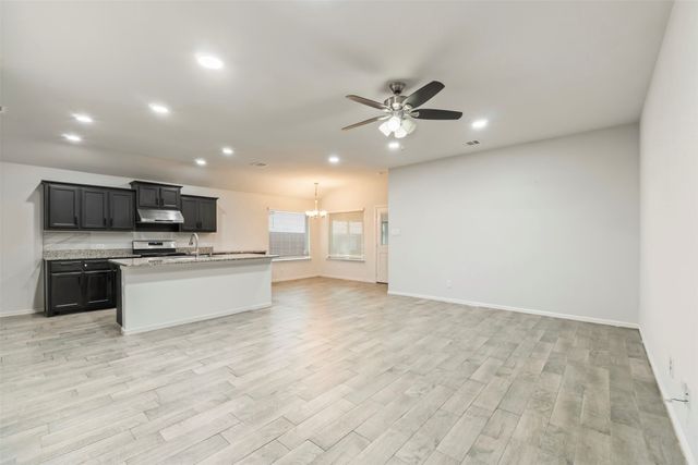 9717 Snowbell Lane, Fort Worth, TX 76036