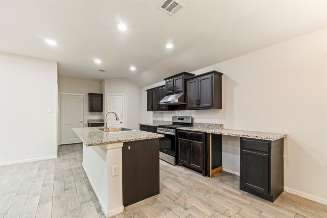 9717 Snowbell Lane, Fort Worth, TX 76036