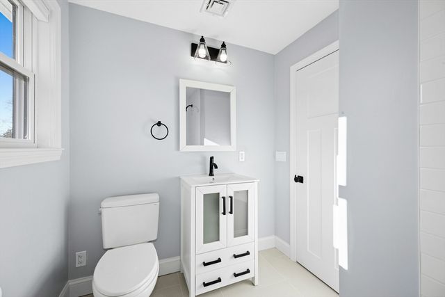 27 Quimby Ave 1, Woburn, MA 01801