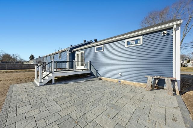 27 Quimby Ave 1, Woburn, MA 01801