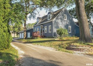 421 10TH Street A, Silvis, IL 61282