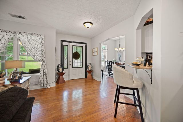 398 Carriage Lane, Jamestown, KY 42629