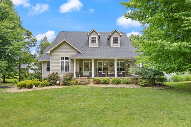 398 Carriage Lane, Jamestown, KY 42629