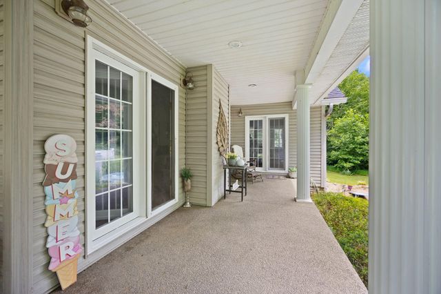 398 Carriage Lane, Jamestown, KY 42629