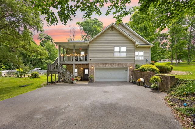 398 Carriage Lane, Jamestown, KY 42629