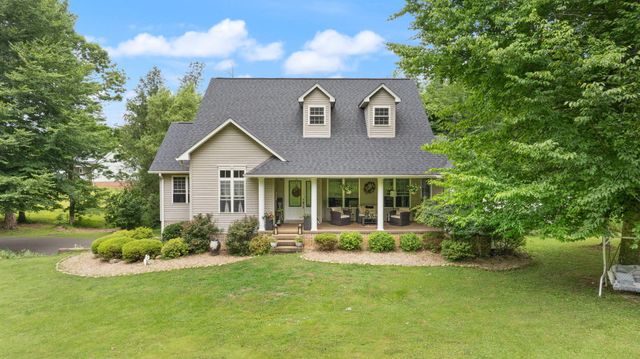 398 Carriage Lane, Jamestown, KY 42629