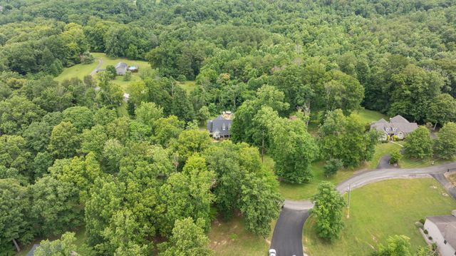 398 Carriage Lane, Jamestown, KY 42629