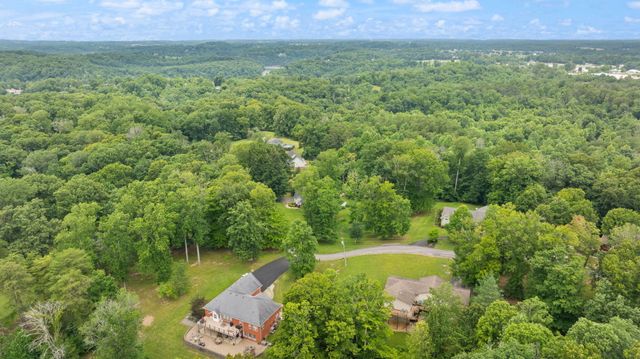 398 Carriage Lane, Jamestown, KY 42629