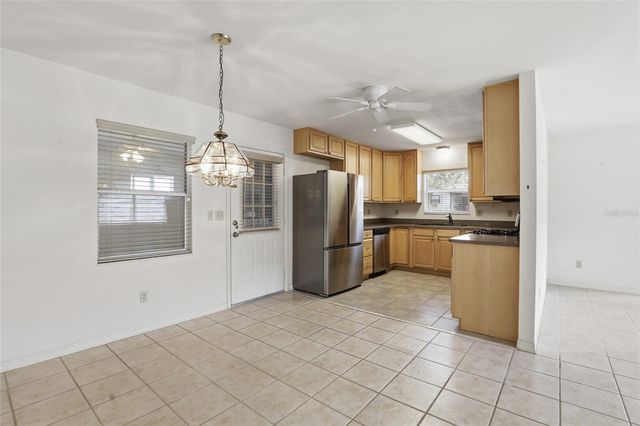 8546 NW 37TH TERRACE, Gainesville, FL 32653