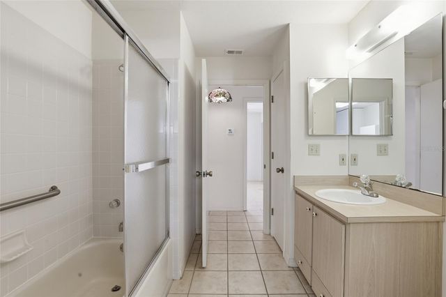 8546 NW 37TH TERRACE, Gainesville, FL 32653