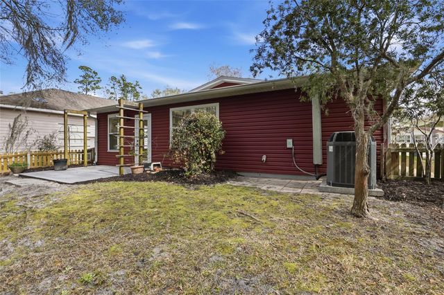 8546 NW 37TH TERRACE, Gainesville, FL 32653