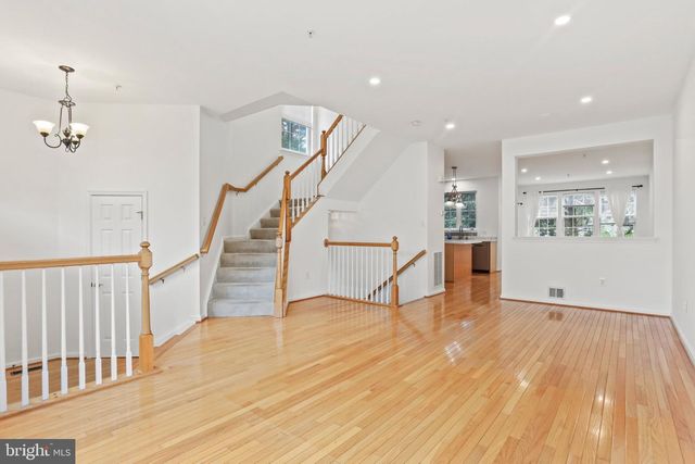20 CASTLE GARDEN CT, Olney, MD 20832
