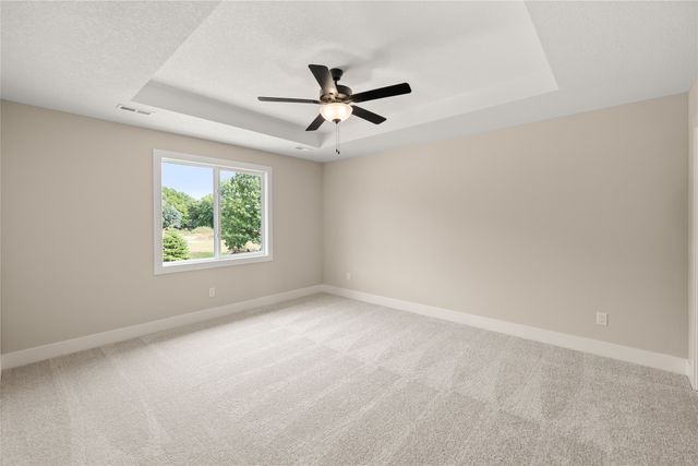 6514 NE Kendall Avenue, Pleasant Hill, IA 50327