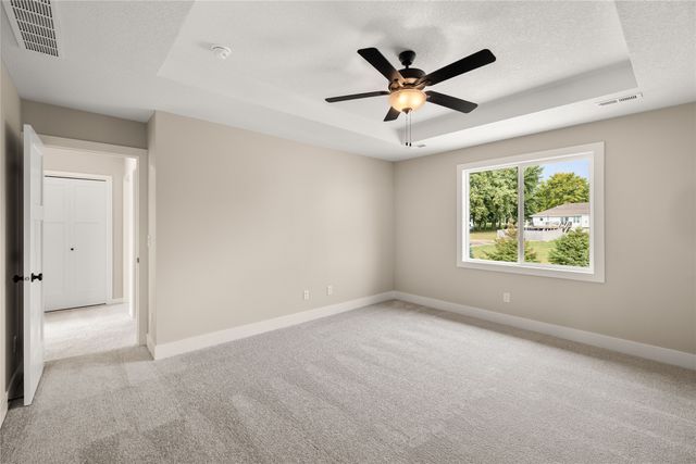 6514 NE Kendall Avenue, Pleasant Hill, IA 50327