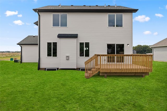 6514 NE Kendall Avenue, Pleasant Hill, IA 50327