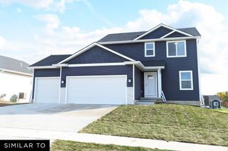 6514 NE Kendall Avenue, Pleasant Hill, IA 50327