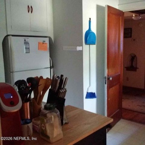 1231 MIRAMAR Avenue, Jacksonville, FL 32207