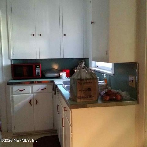 1231 MIRAMAR Avenue, Jacksonville, FL 32207