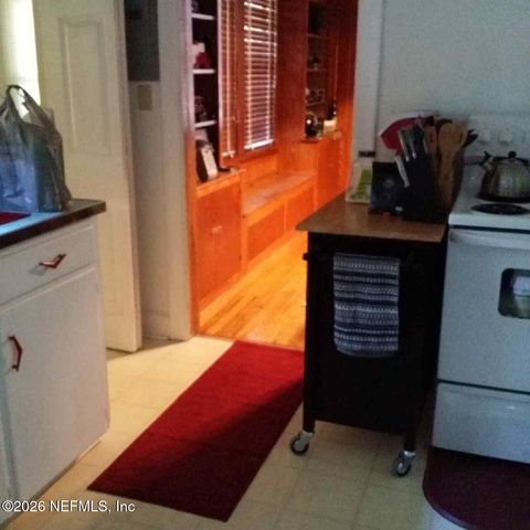 1231 MIRAMAR Avenue, Jacksonville, FL 32207