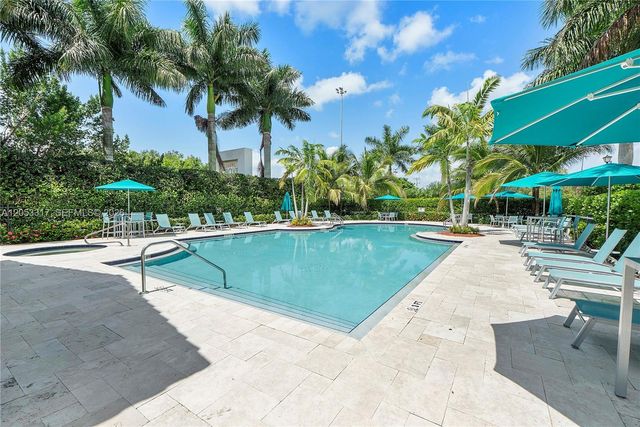 20914 NW 1st Dr, Pembroke Pines, FL 33029