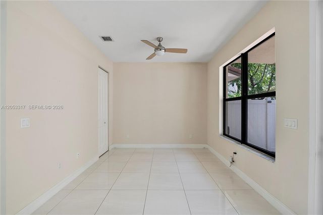 20914 NW 1st Dr, Pembroke Pines, FL 33029