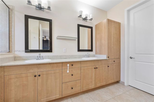 20914 NW 1st Dr, Pembroke Pines, FL 33029