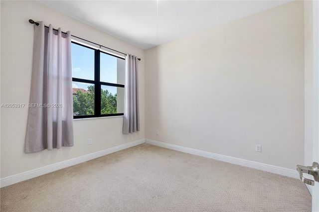 20914 NW 1st Dr, Pembroke Pines, FL 33029