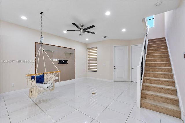 20914 NW 1st Dr, Pembroke Pines, FL 33029