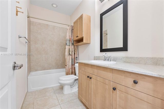 20914 NW 1st Dr, Pembroke Pines, FL 33029