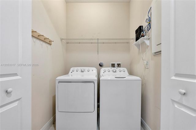 20914 NW 1st Dr, Pembroke Pines, FL 33029