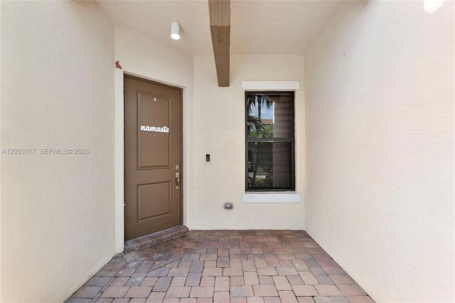 20914 NW 1st Dr, Pembroke Pines, FL 33029