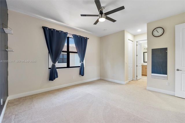 20914 NW 1st Dr, Pembroke Pines, FL 33029