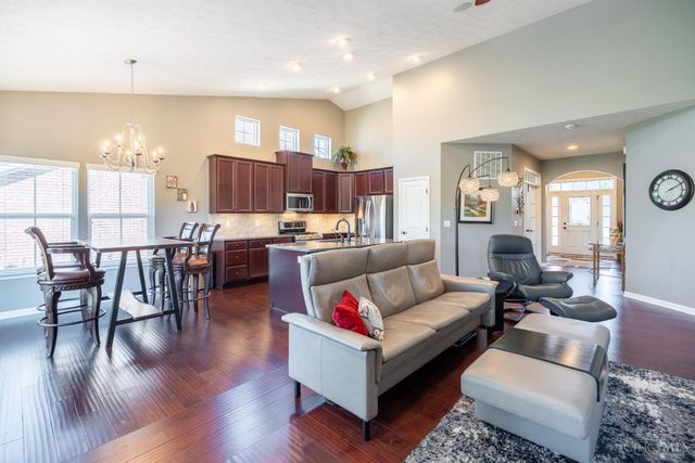 5267 Venetian Way, Hamilton Twp, OH 45152