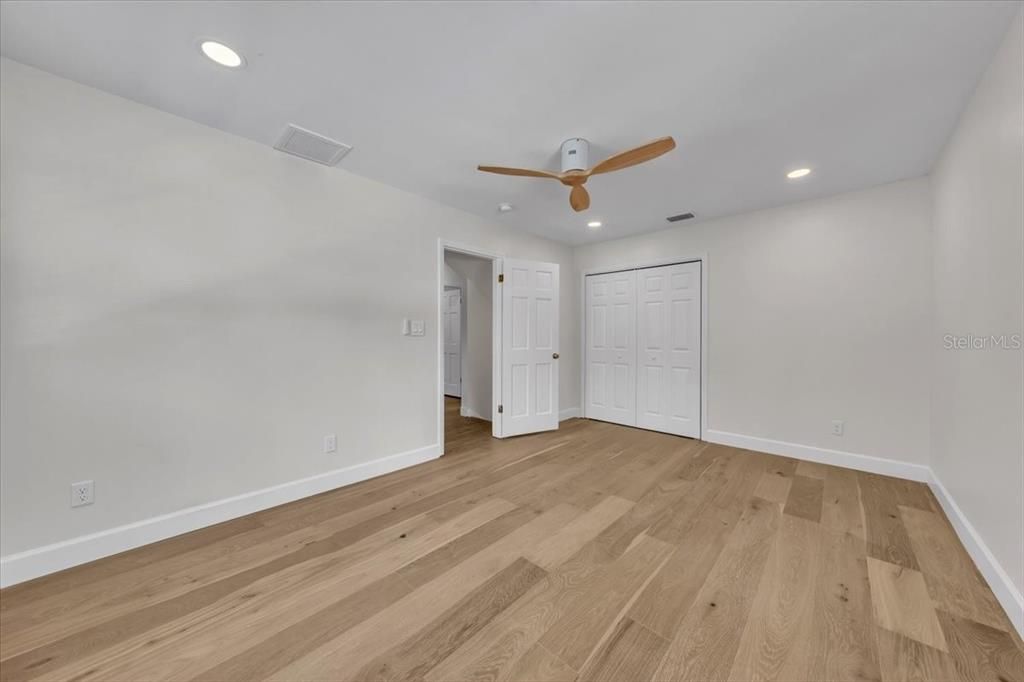 Image 39 of property listing at 4512 S FERNCROFT CIRCLE, Tampa, FL 33629