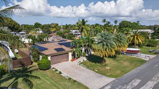 301 SE 8th Ct, Pompano Beach, FL 33060