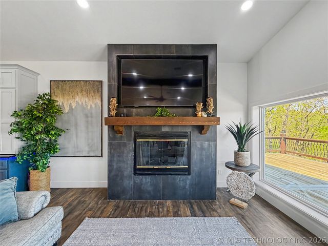 17884 W Running Springs Road, Park Hill, OK 74451