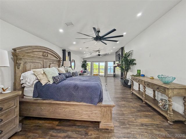 17884 W Running Springs Road, Park Hill, OK 74451