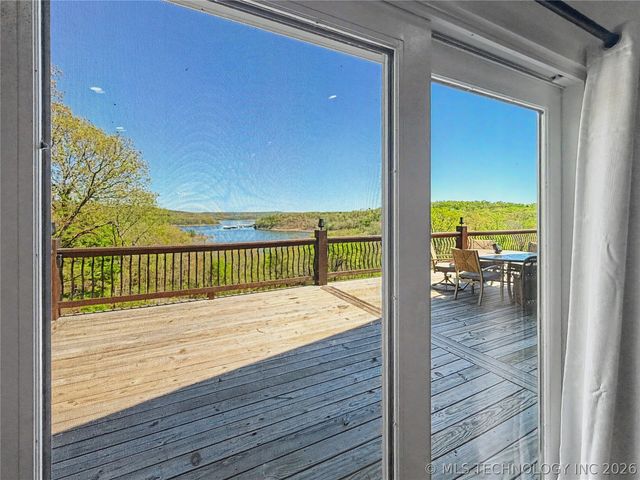 17884 W Running Springs Road, Park Hill, OK 74451