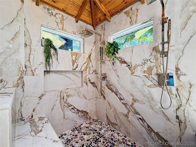 17884 W Running Springs Road, Park Hill, OK 74451