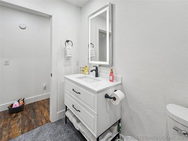 17884 W Running Springs Road, Park Hill, OK 74451