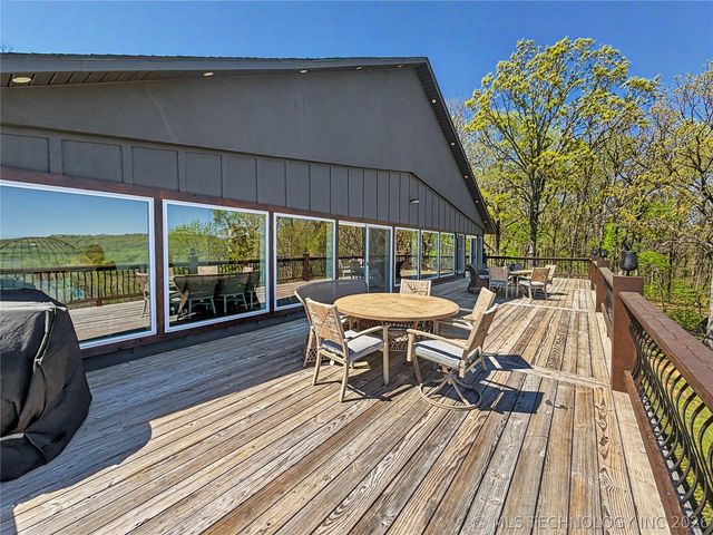 17884 W Running Springs Road, Park Hill, OK 74451