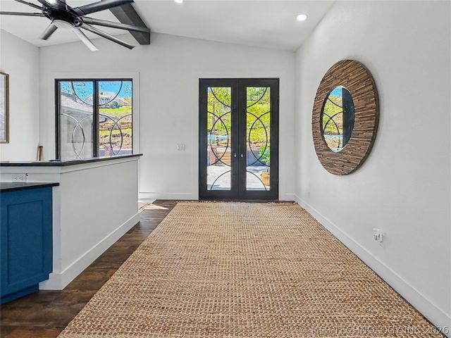 17884 W Running Springs Road, Park Hill, OK 74451