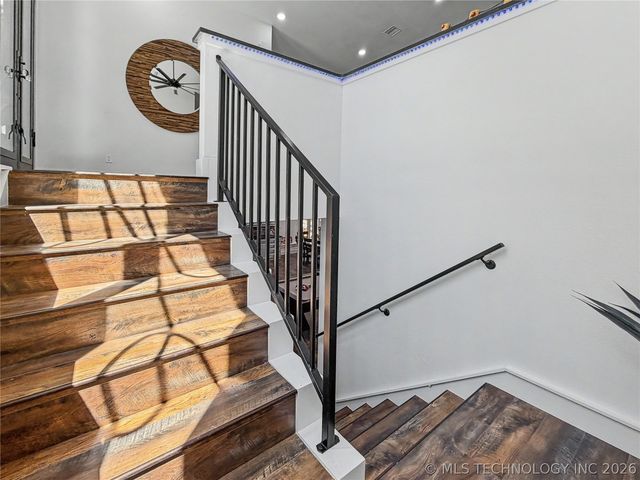 17884 W Running Springs Road, Park Hill, OK 74451