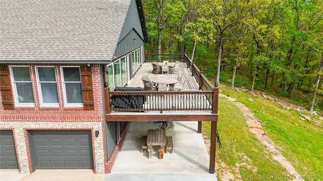 17884 W Running Springs Road, Park Hill, OK 74451