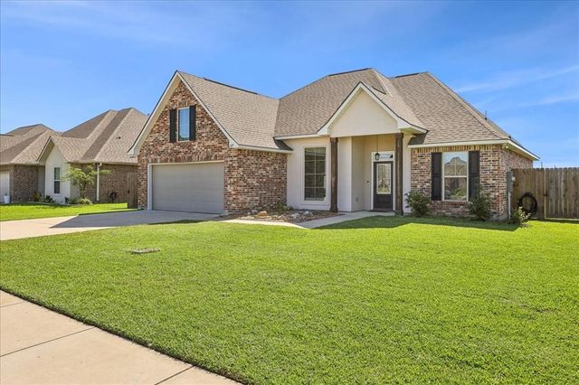 615 Cottonwood, Orange, TX 77630