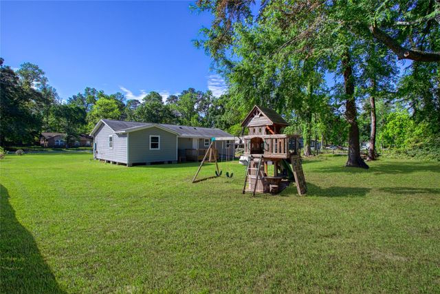 31111 Honeysuckle Lane, Magnolia, TX 77354